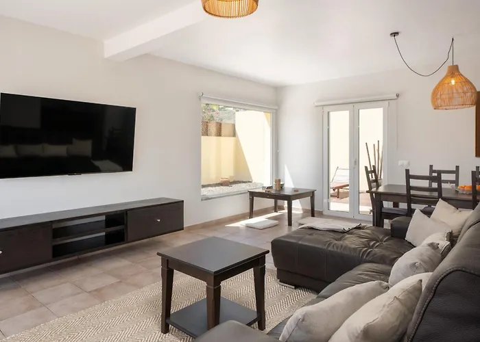 Moradia Felicidade Rocha Pxo By An Island Letterkenny