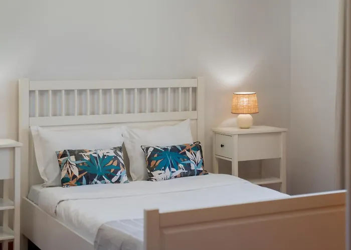 Tatil Evi Moradia Felicidade Rocha Pxo By An Island