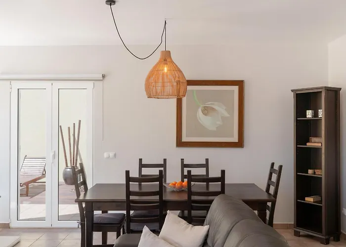 Moradia Felicidade Rocha Pxo By An Island Casa vacanze